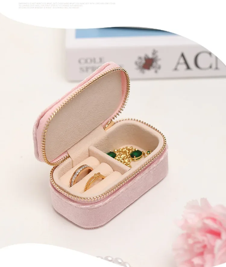 Mini Travel Jewelry Box, Ring  - Velvet Jewelry Box ulasan dan harga