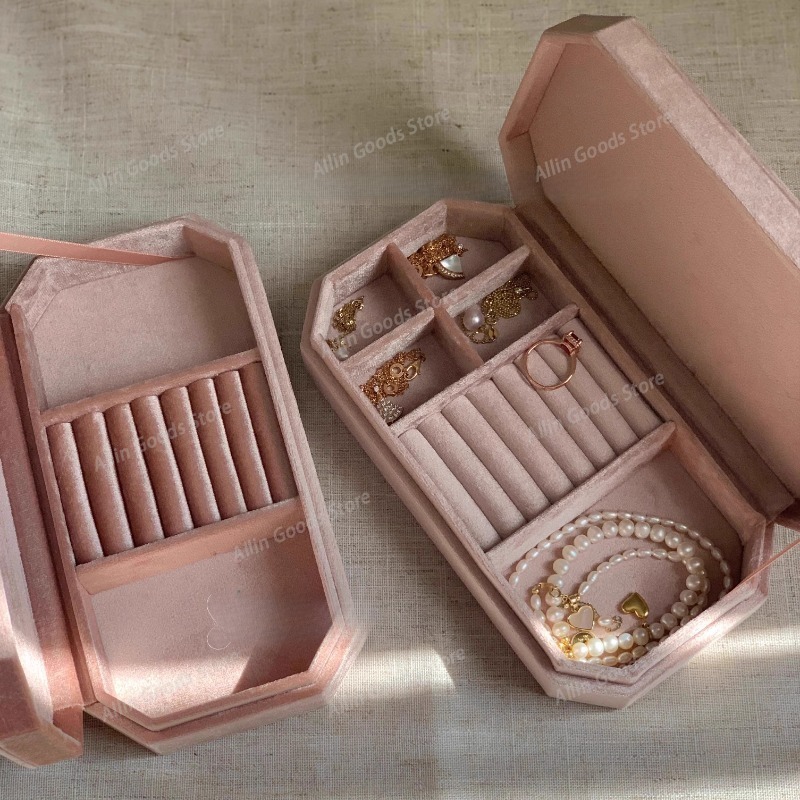 Velvet Rings Jewelry Box Luxur - Velvet Jewelry Box ulasan dan harga
